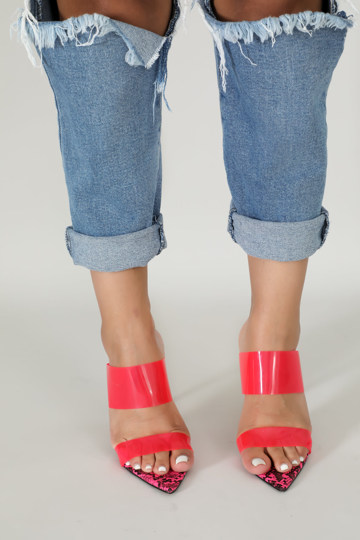 Neon Sassy Heel | GitiOnline